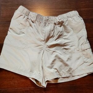 3/$15 Columbia Women's Tan Shorts size Medium M with Multiple Pockets
